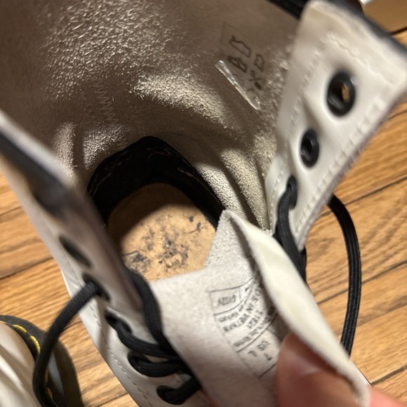 white lace up boots - Picture 8 of 9